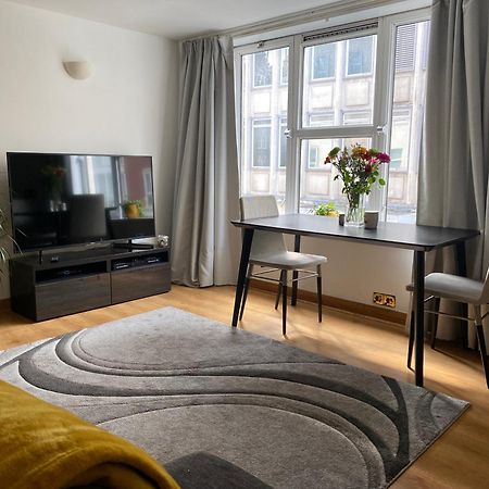 Prime Location Apartment - Heart Of ลอนดอน ภายนอก รูปภาพ